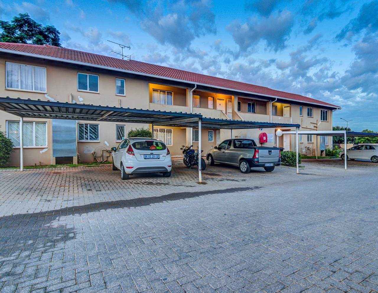 2 Bedroom Apartment To Rent in Glen Marais Selah Properties