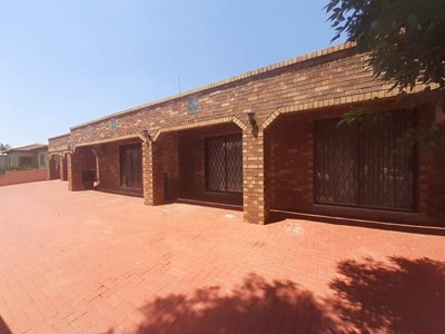 House for sale in West Park, Pretoria
