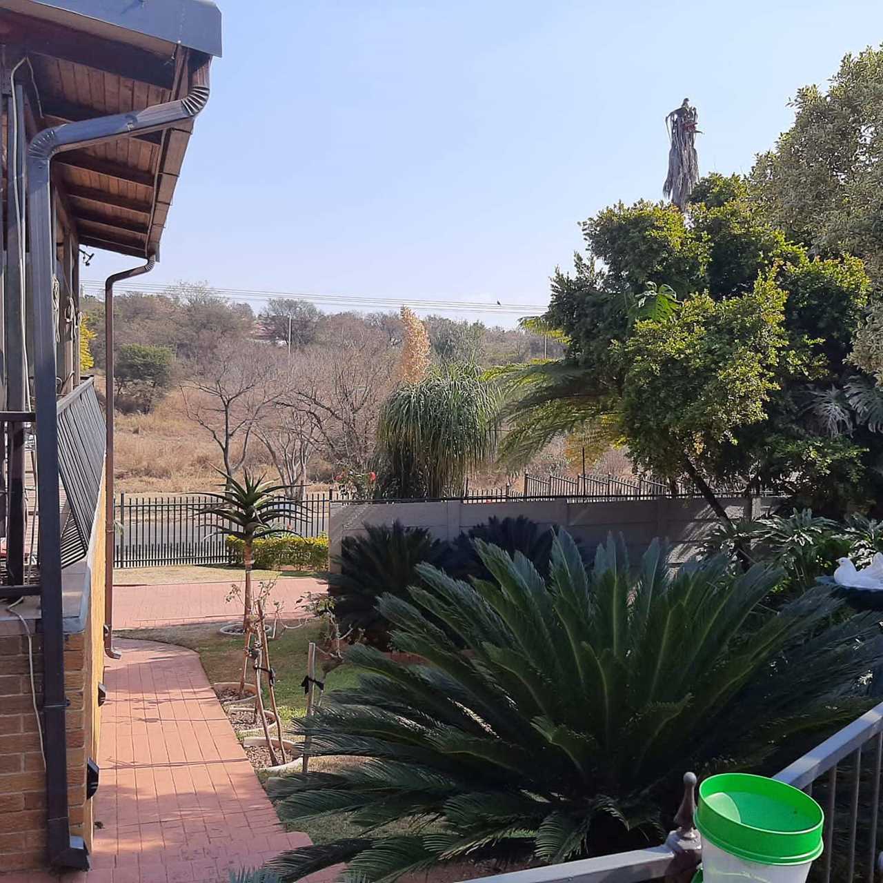 5 Bedroom House For Sale in Proclamation Hill Tarnica Eiendomme