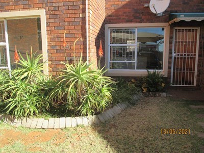 Apartment to rent in Langenhovenpark, Bloemfontein