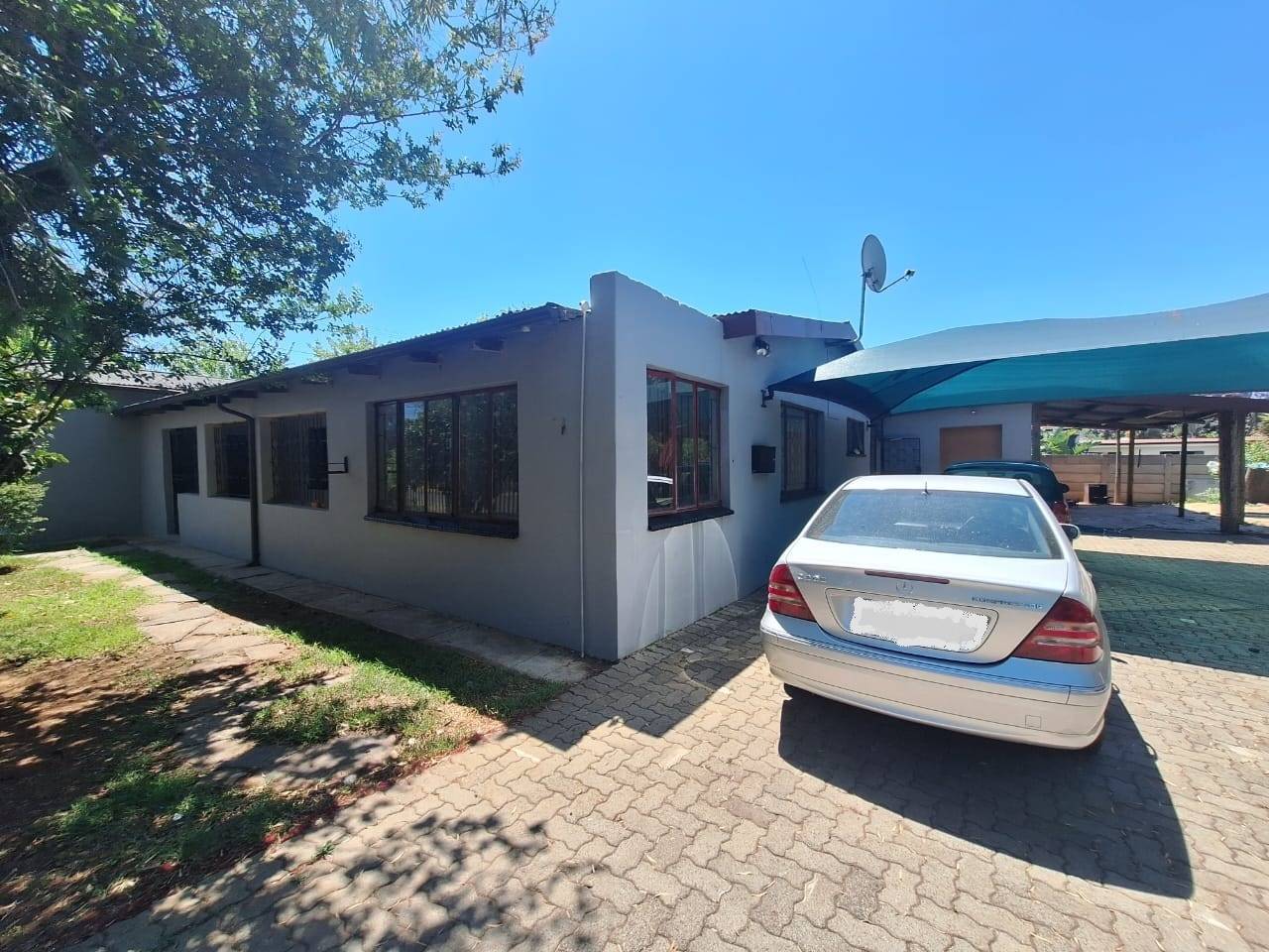 6 Bedroom House For Sale in Booysens
