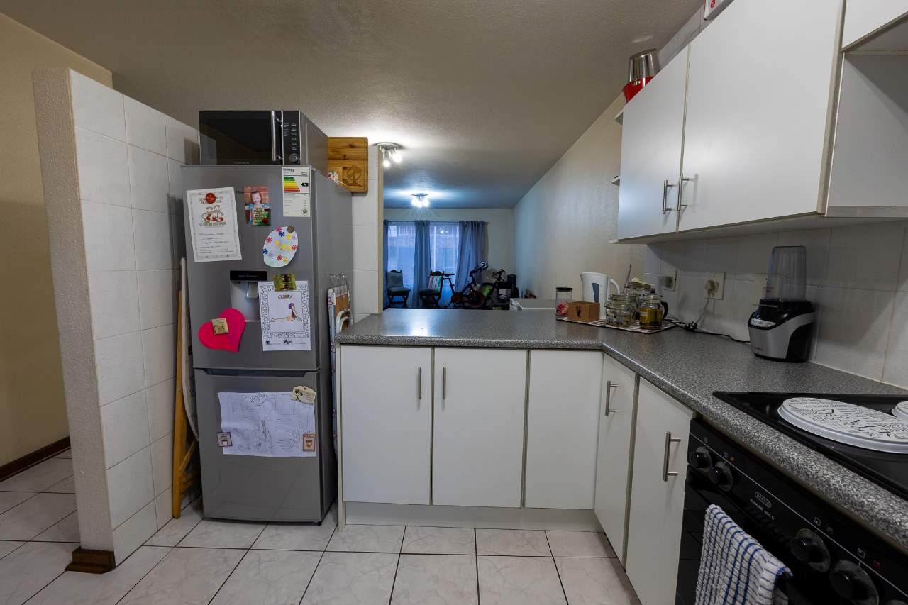 2 Bedroom Apartment For Sale in New Redruth Rosie Viljoen Real Estate