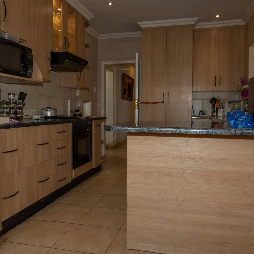 4 Bedroom House For Sale in General Alberts Park Rosie Viljoen Real