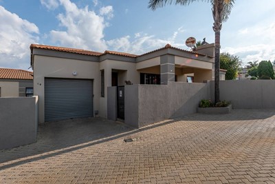 Townhouse for sale in Meyersdal, Alberton