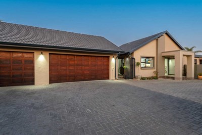 House for sale in Brackenhurst, Alberton