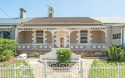 House for sale in Mowbray, Cape Town