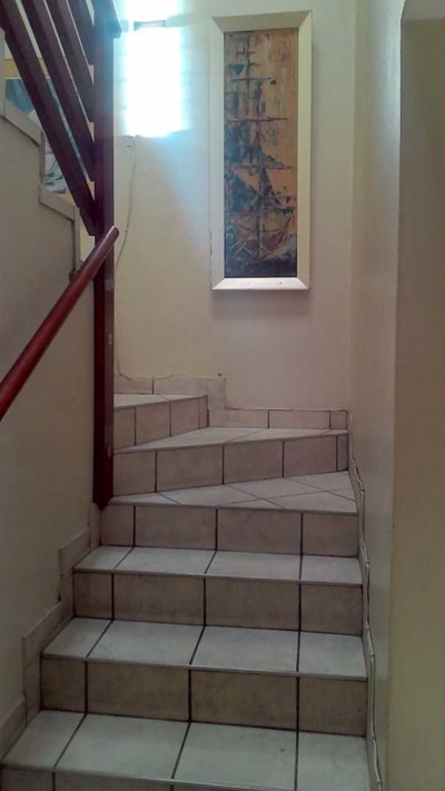 Room to rent in Hursthill, Johannesburg