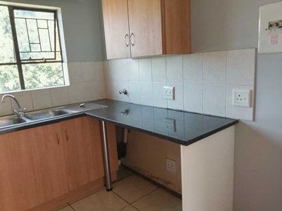 Apartment for sale in Wilgeheuwel, Roodepoort