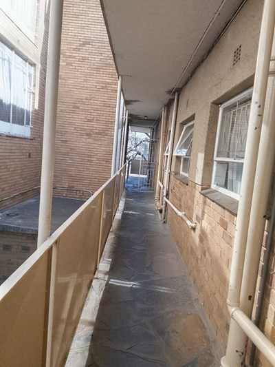 Bachelor Flat for sale in Windsor West, Randburg