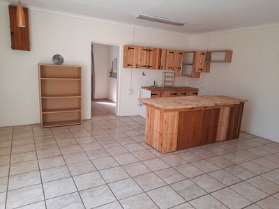 Cottage to rent in Wilro Park, Roodepoort