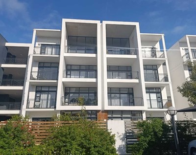 Apartment to rent in Paardevlei, Somerset West