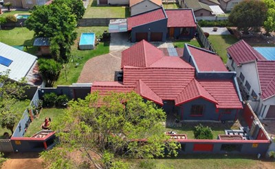 House for sale in Albertsdal, Alberton