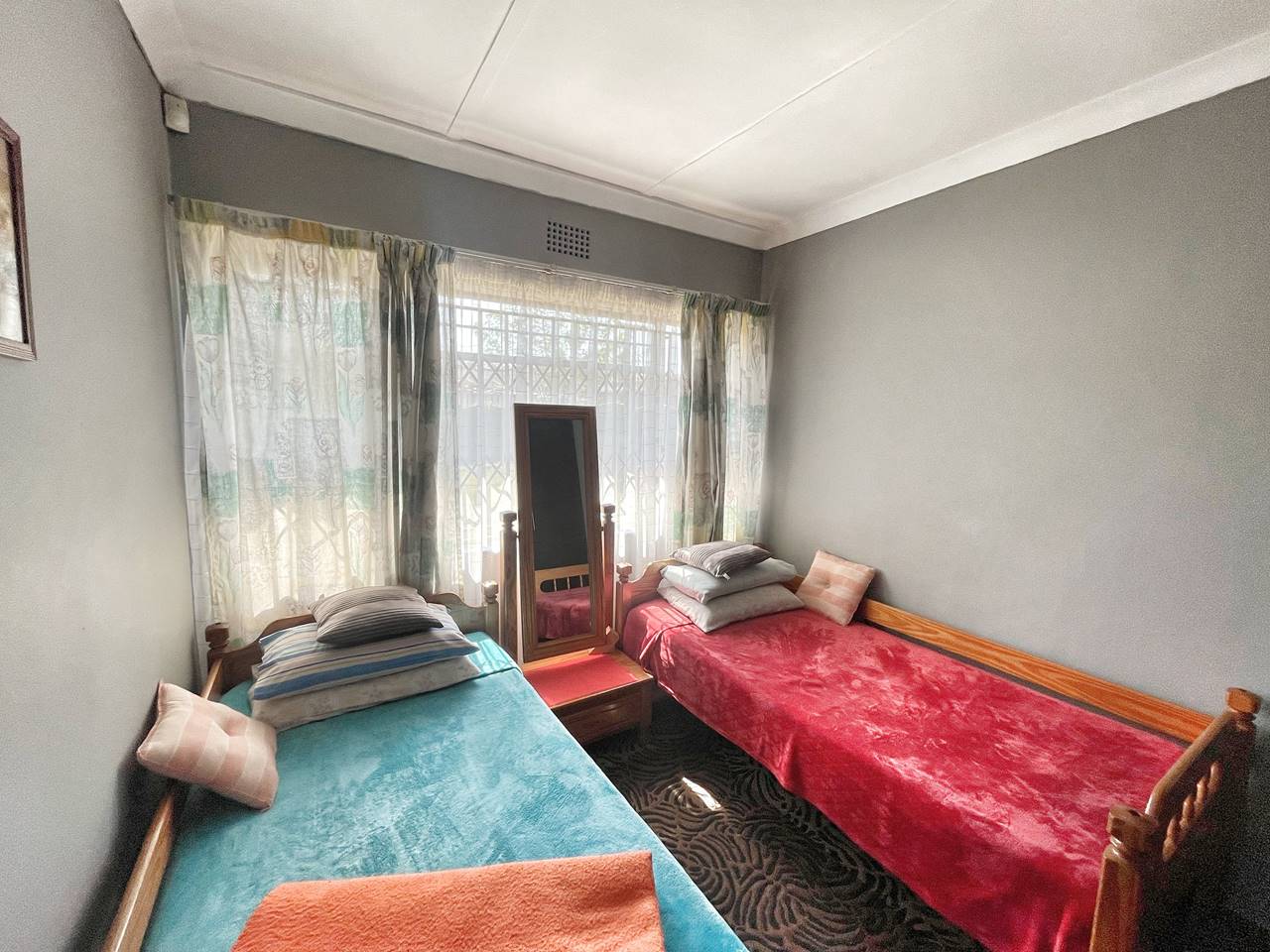 3 Bedroom House For Sale in General Alberts Park Orange Realty