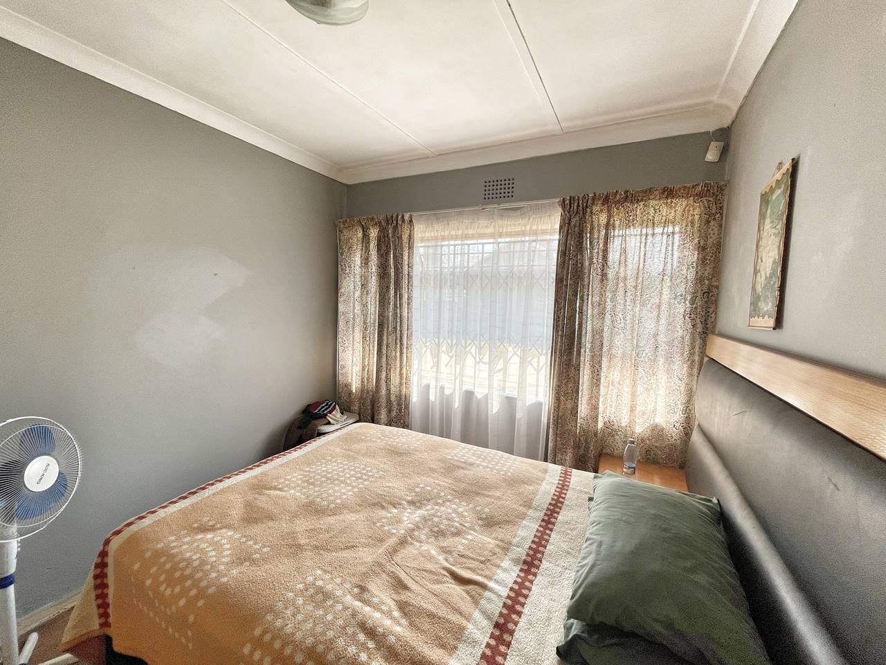 3 Bedroom House For Sale in General Alberts Park Orange Realty