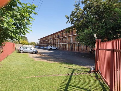 Apartment to rent in Florentia, Alberton