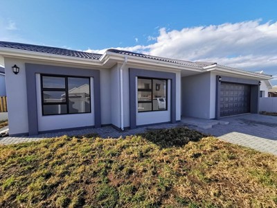 House for sale in Fountains Estate, Jeffreys Bay