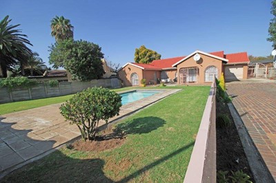 House for sale in Raceview, Alberton