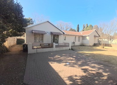 Cottage to rent in Albertsdal, Alberton