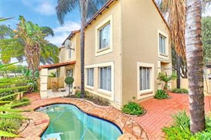 Apartment for sale in Sunninghill, Sandton