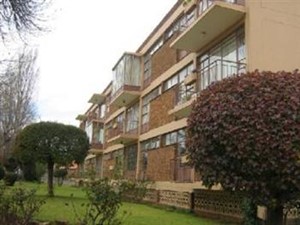 Apartment to rent in Florida, Roodepoort